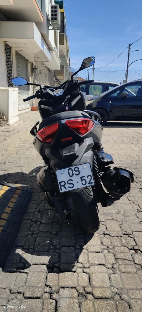 Yamaha X-Max 400 - 9