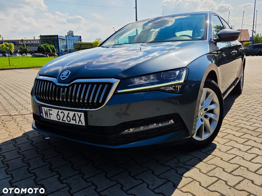 Skoda Superb 2.0 TSI Ambition DSG - 11