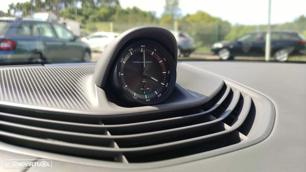 Porsche Taycan 4S Bateria Performance Plus - 33