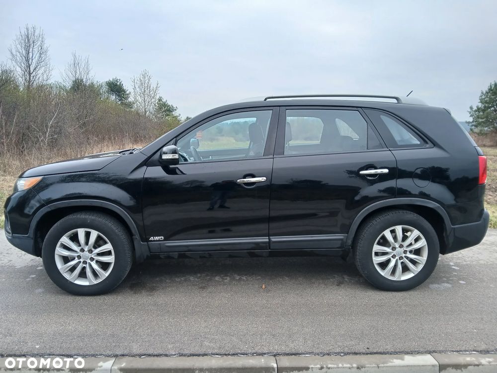 Kia Sorento - 4