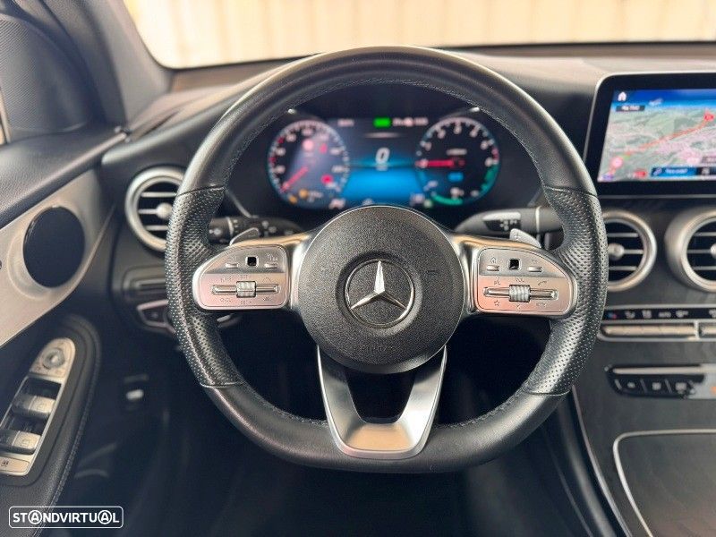 Mercedes-Benz GLC 300 - 21