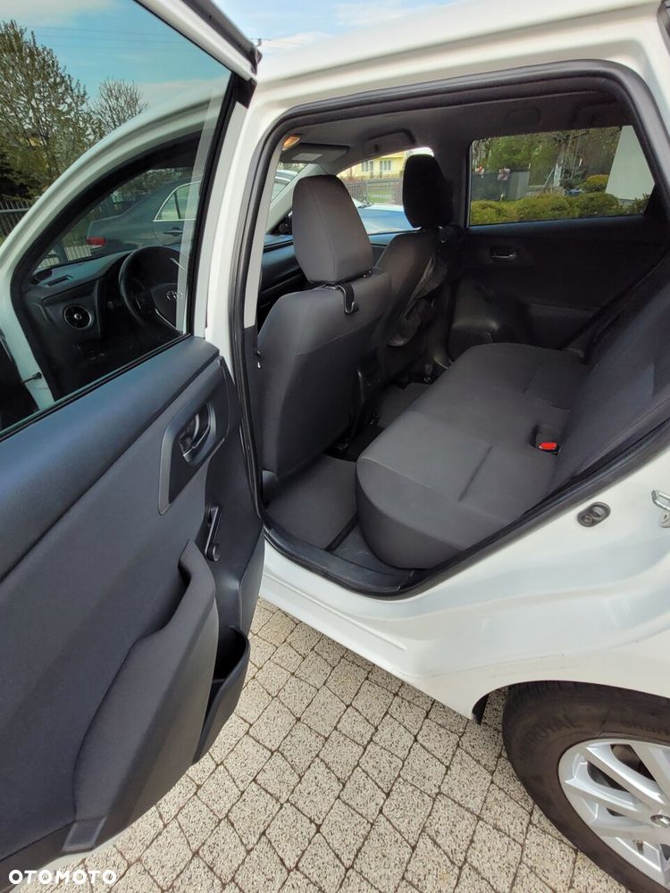 Toyota Auris 1.4 D-4D Active - 10