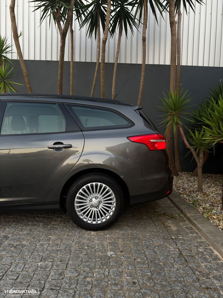 Ford Focus 1.0 EcoBoost S&S SYNC Edition - 5
