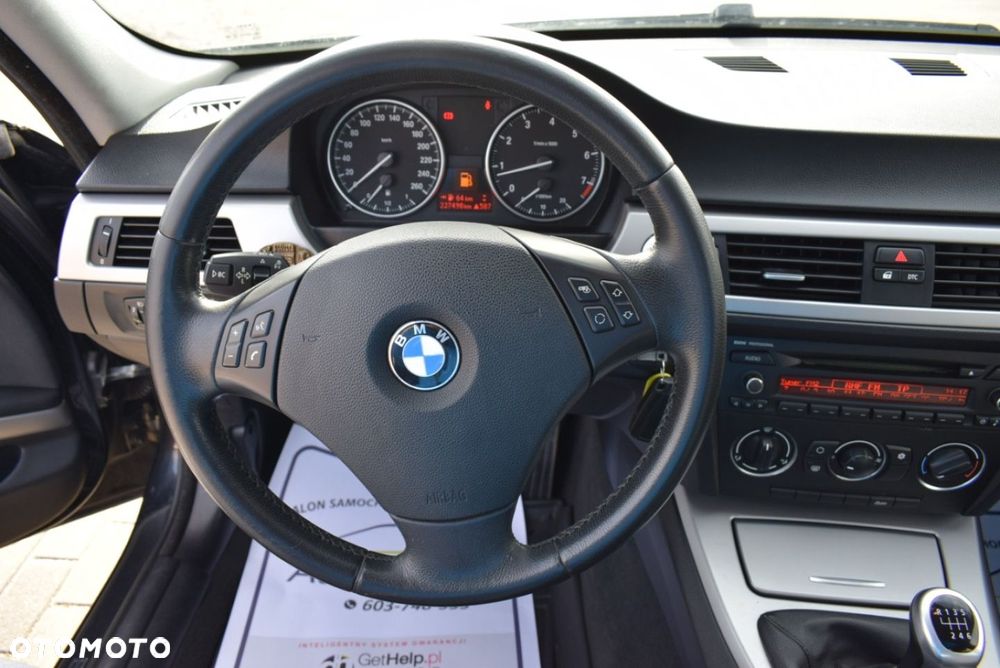 BMW Seria 3 - 22