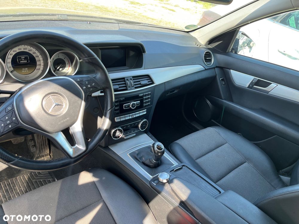 Mercedes-Benz Klasa C 200 T CDI Avantgarde Edition - 18
