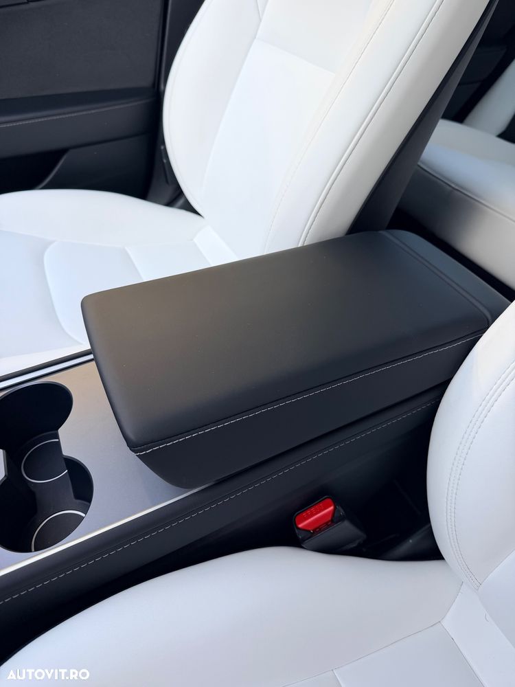 Tesla Model 3 Langstreckenbatterie Allradantrieb Dual Motor - 21