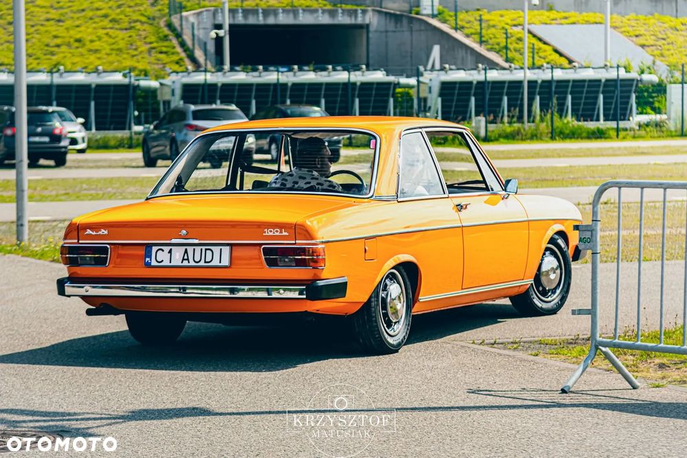 Audi 100 - 5