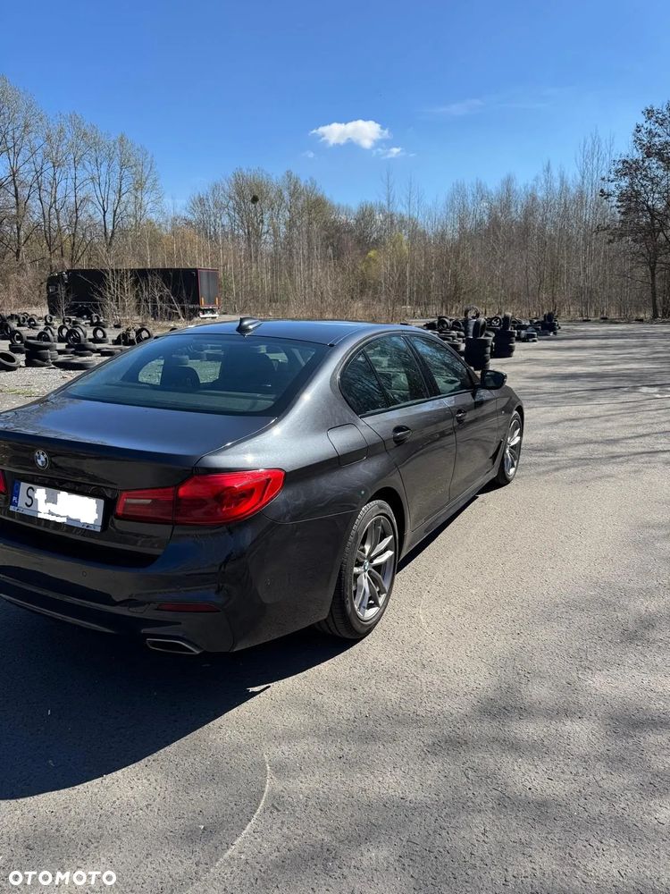 BMW Seria 5 520d xDrive - 7