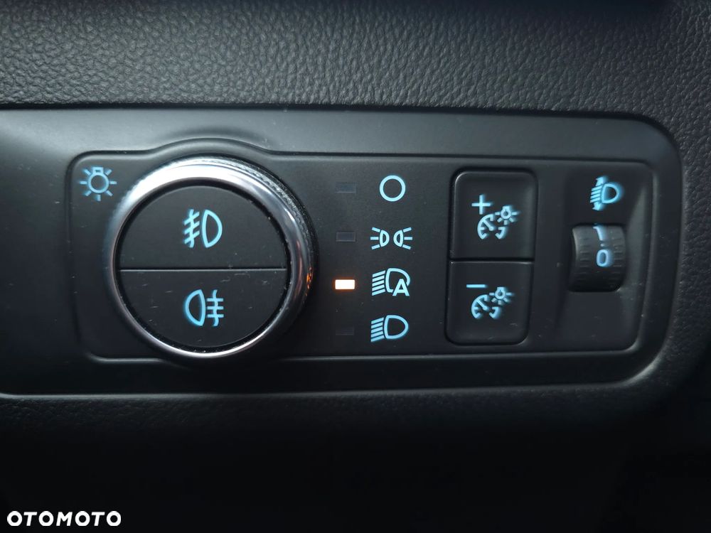 Ford Kuga 2.0 EcoBlue mHEV FWD ST-Line - 16