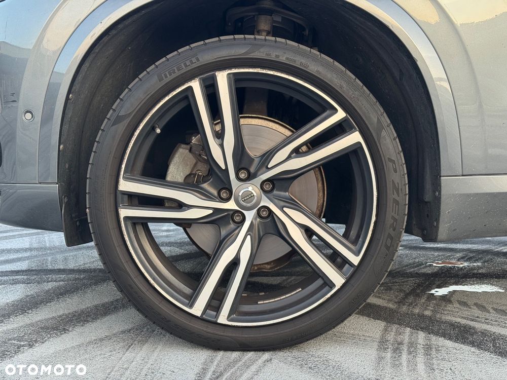 Volvo XC 90 T6 AWD R-Design 7os - 25