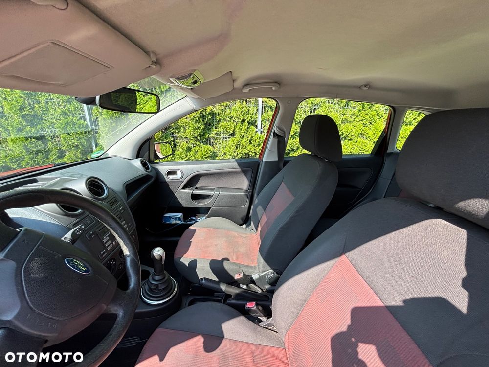 Ford Fiesta 1.4 Silver Magic - 5