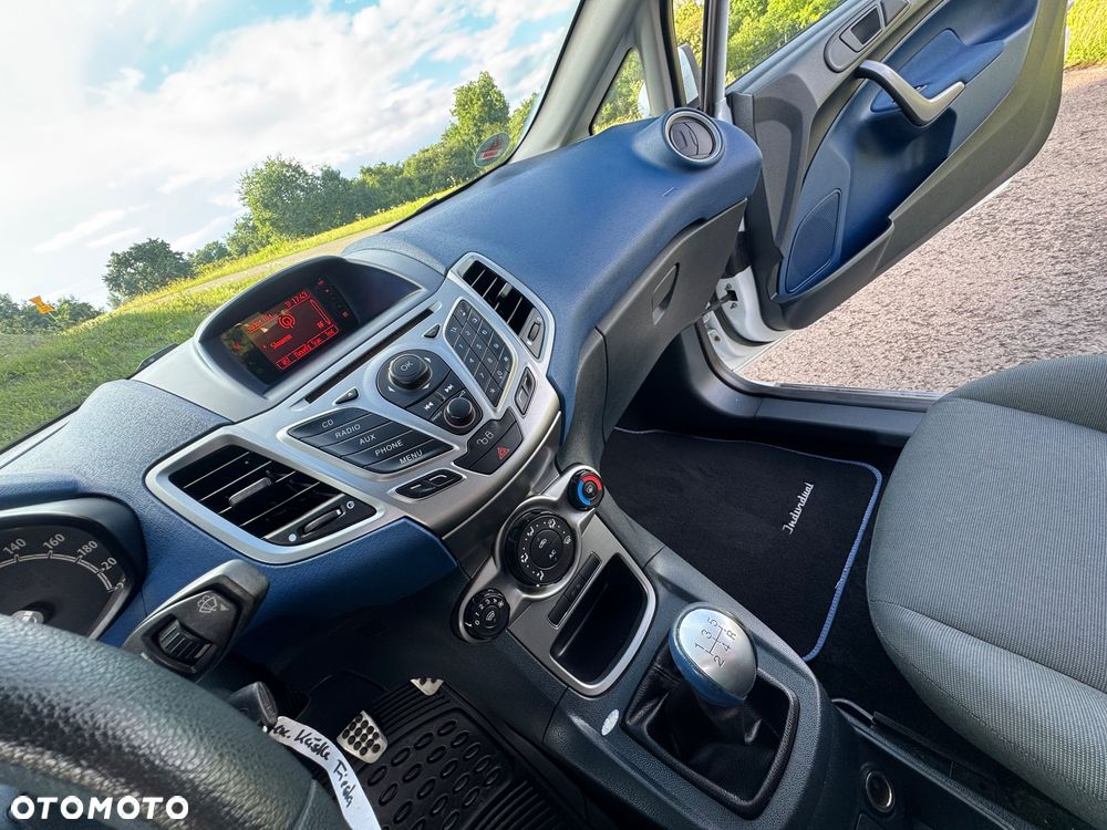 Ford Fiesta - 8