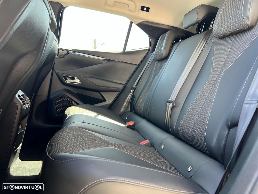 DS DS4 1.5 BlueHDi Trocadero EAT8 - 7