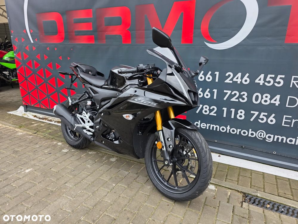 Yamaha YZF - 33