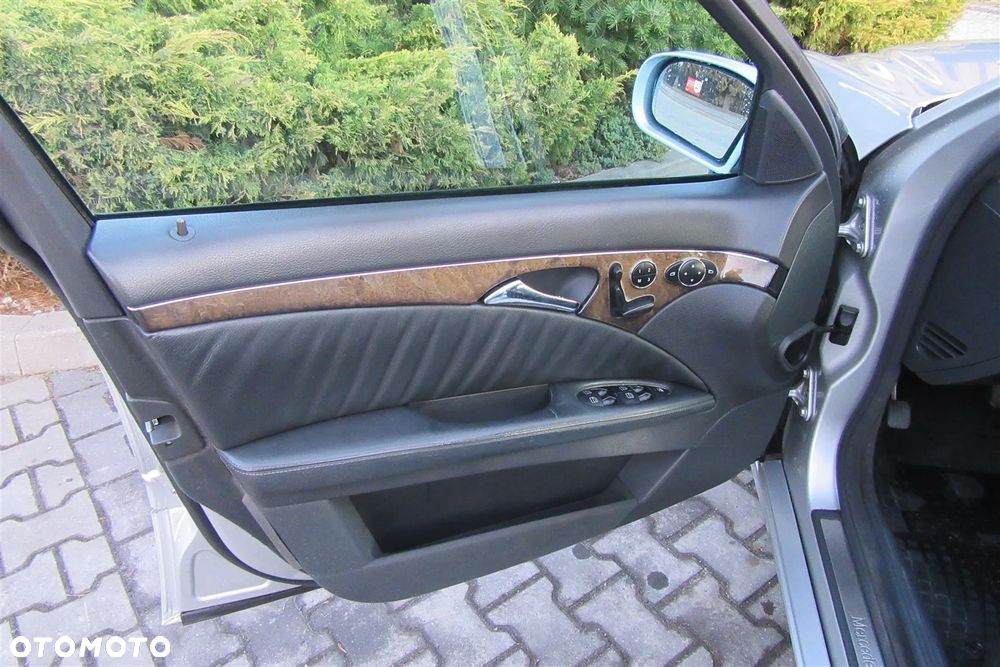 Mercedes-Benz Klasa E - 10