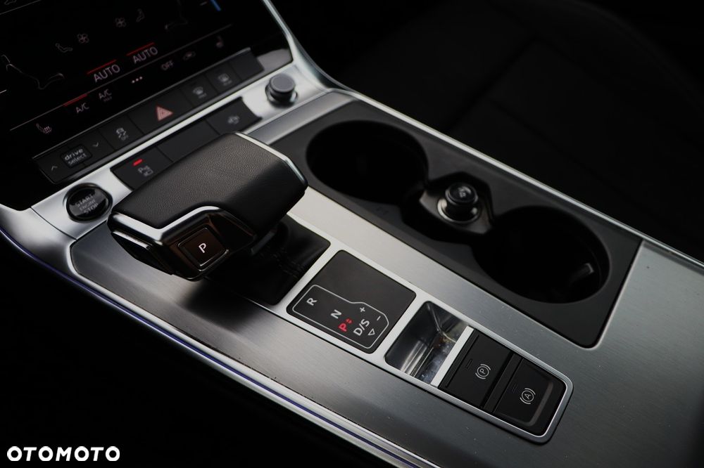 Audi A6 Avant - 34