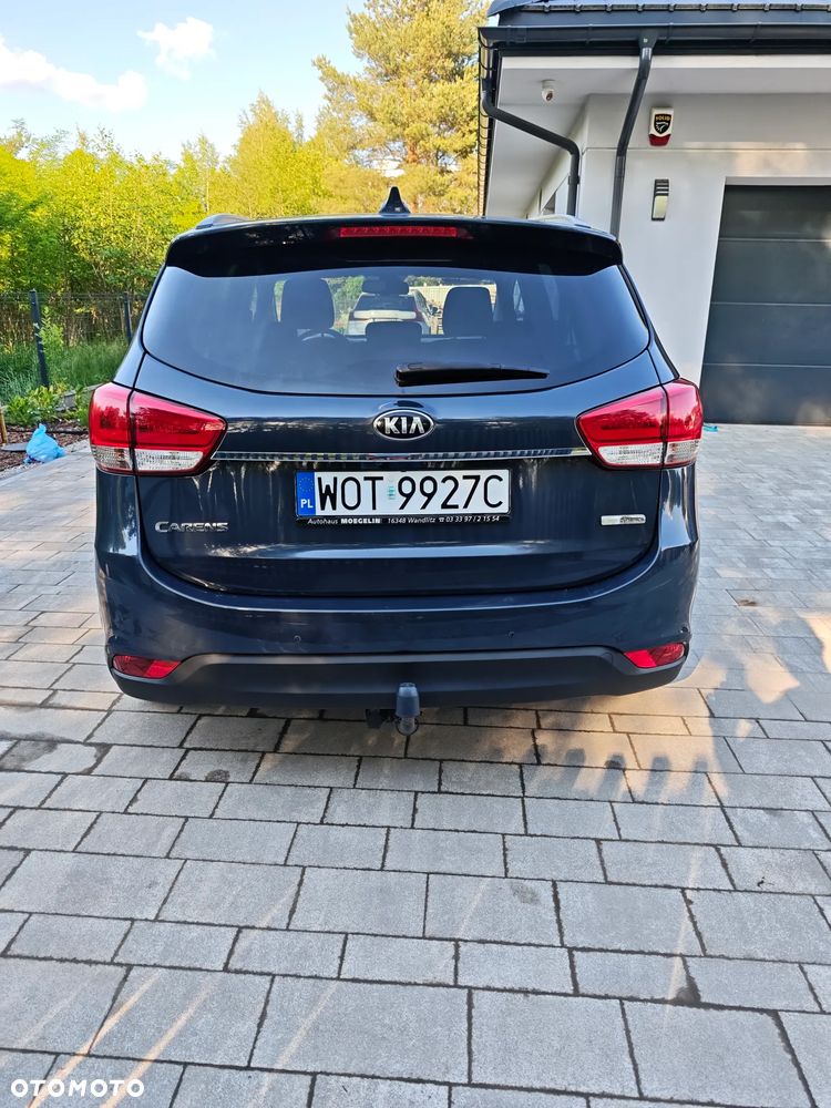Kia Carens - 6
