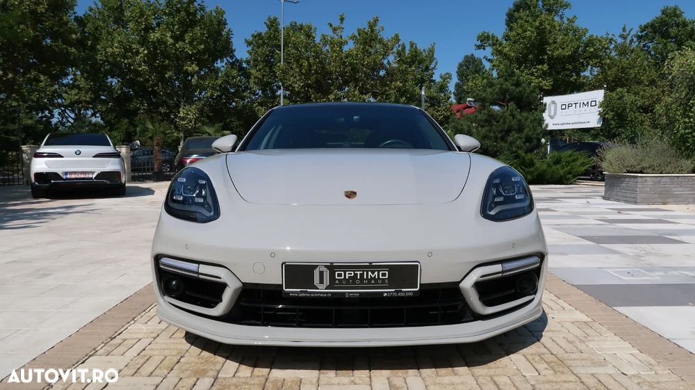 Porsche Panamera 4 E-Hybrid Platinum Edition - 31