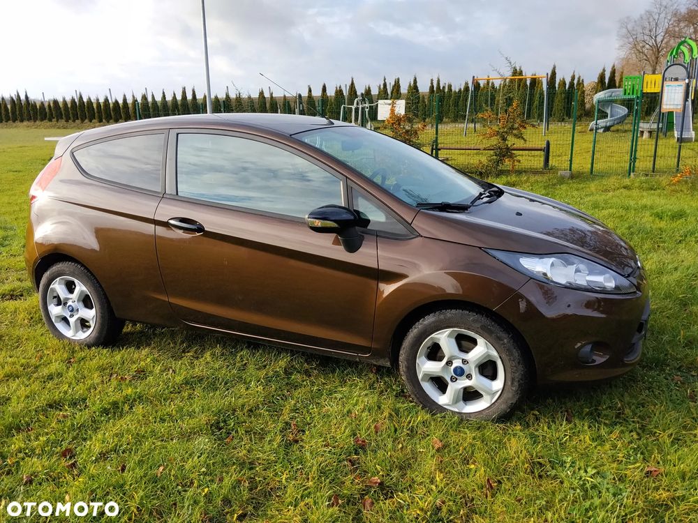 Ford Fiesta 1.25 Trend - 14