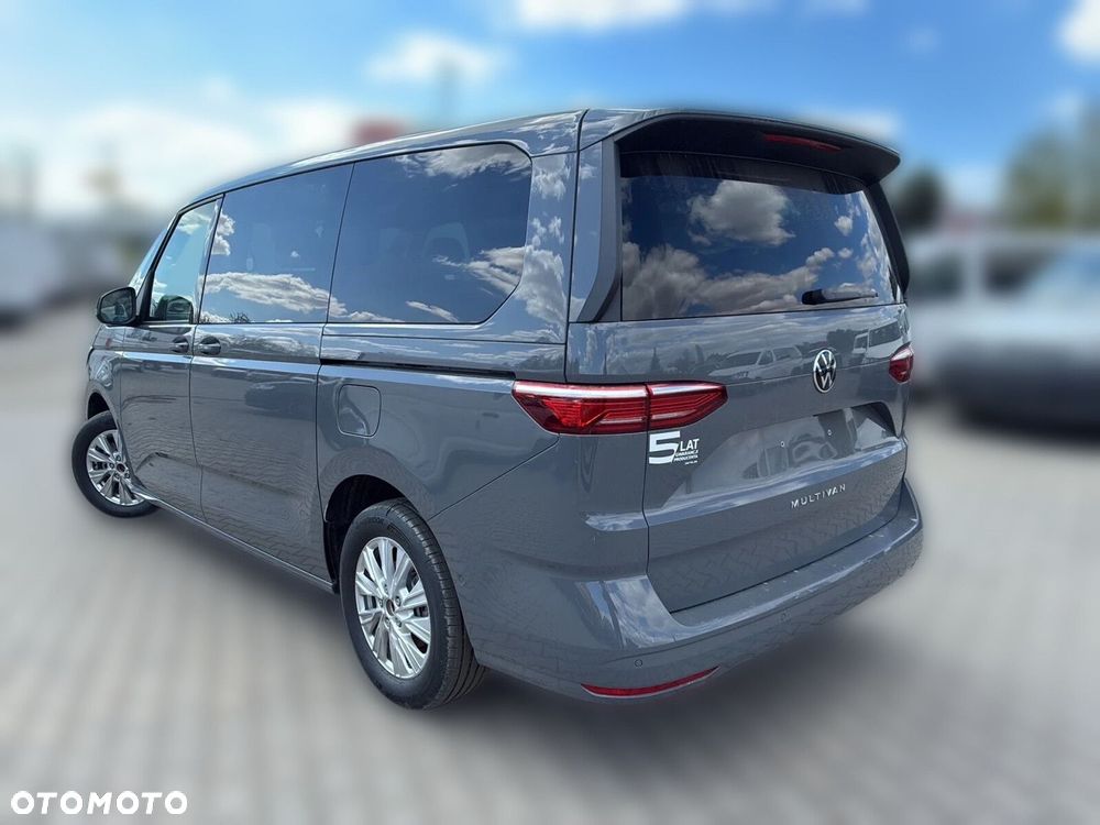 Volkswagen Multivan - 4