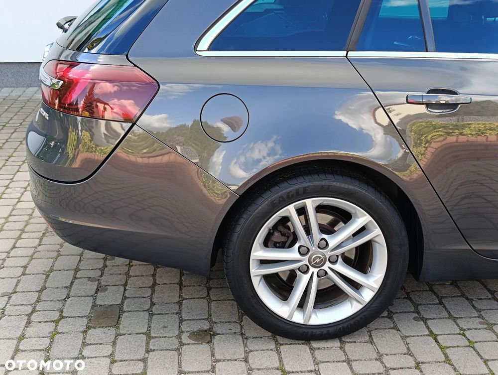 Opel Insignia 2.0 CDTI Cosmo S&S - 33