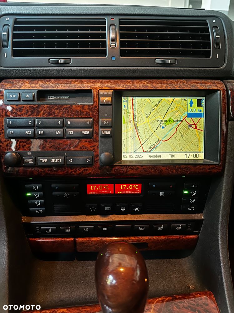 BMW Seria 7 - 10