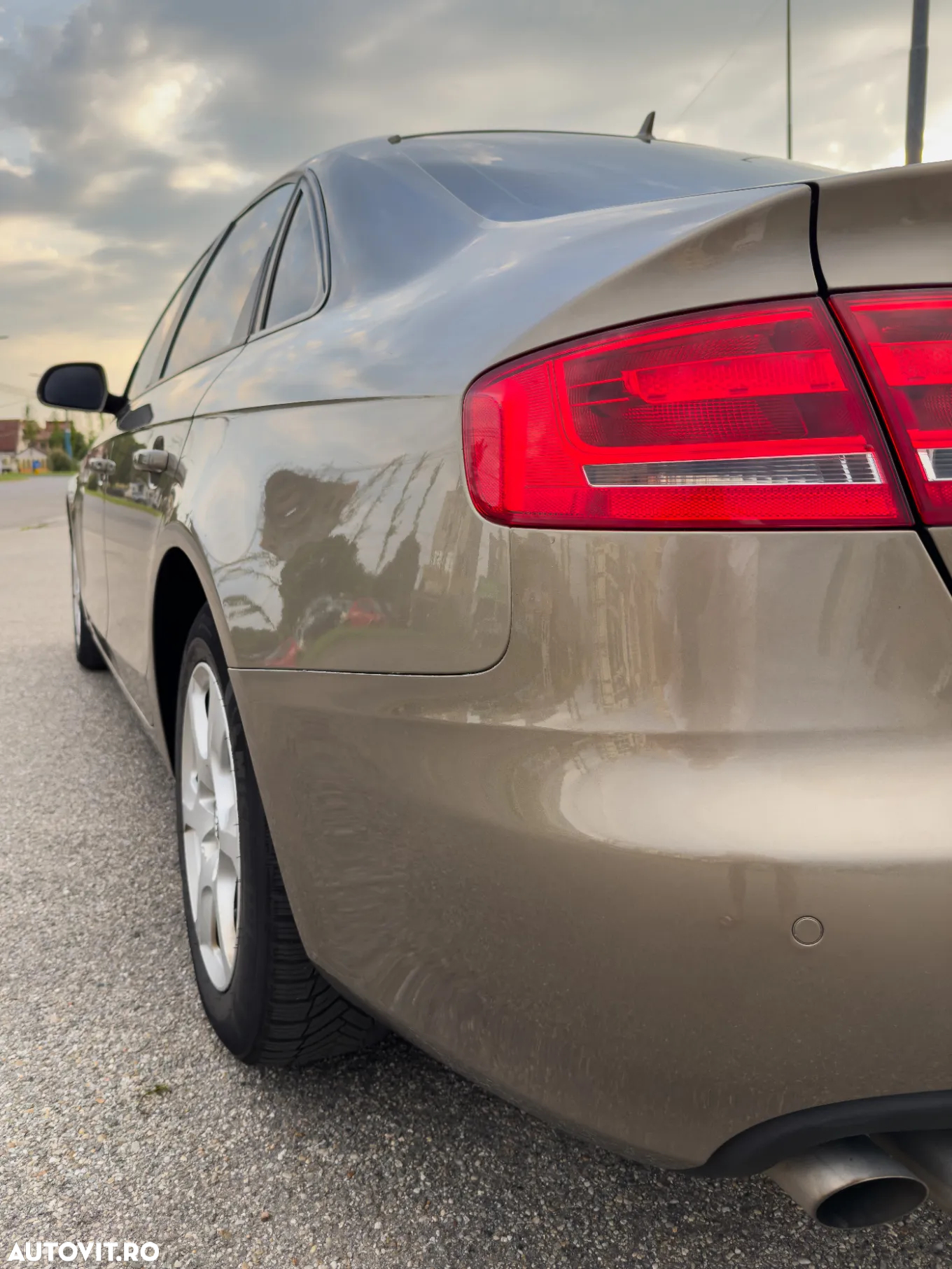 Audi A4 2.0 TDI B8 - 7