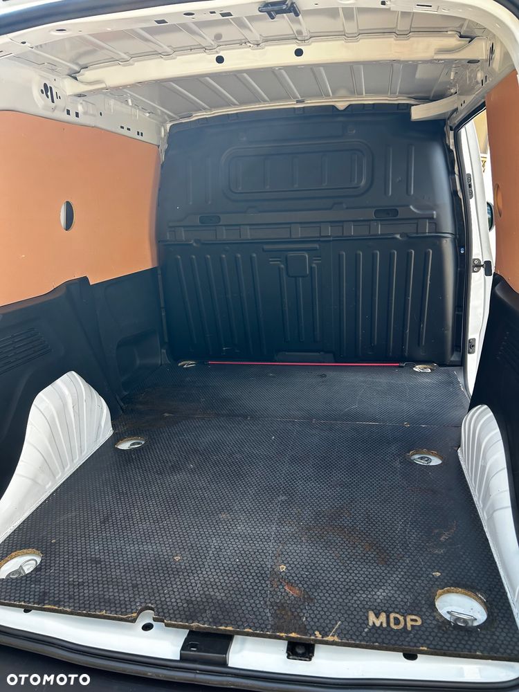 Opel Combo 1.5 CDTI S&S - 11