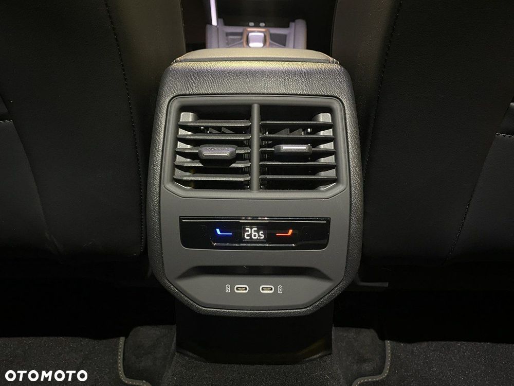 Cupra Formentor - 16