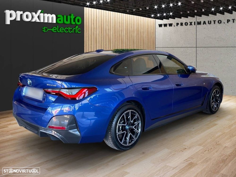 BMW i4 eDrive40 Pack Desportivo M - 18