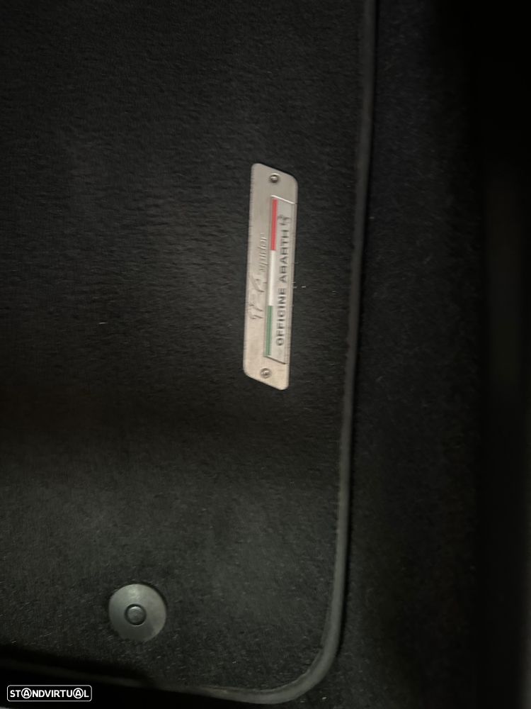 Abarth 124 Spider 1.4 MultiAir Turbo - 33