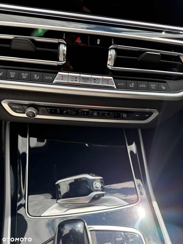 BMW X5 xDrive30d xLine - 16