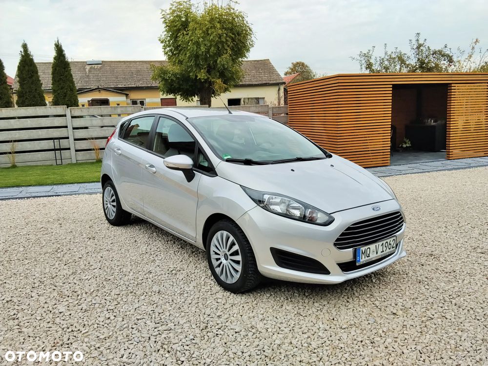Ford Fiesta - 32