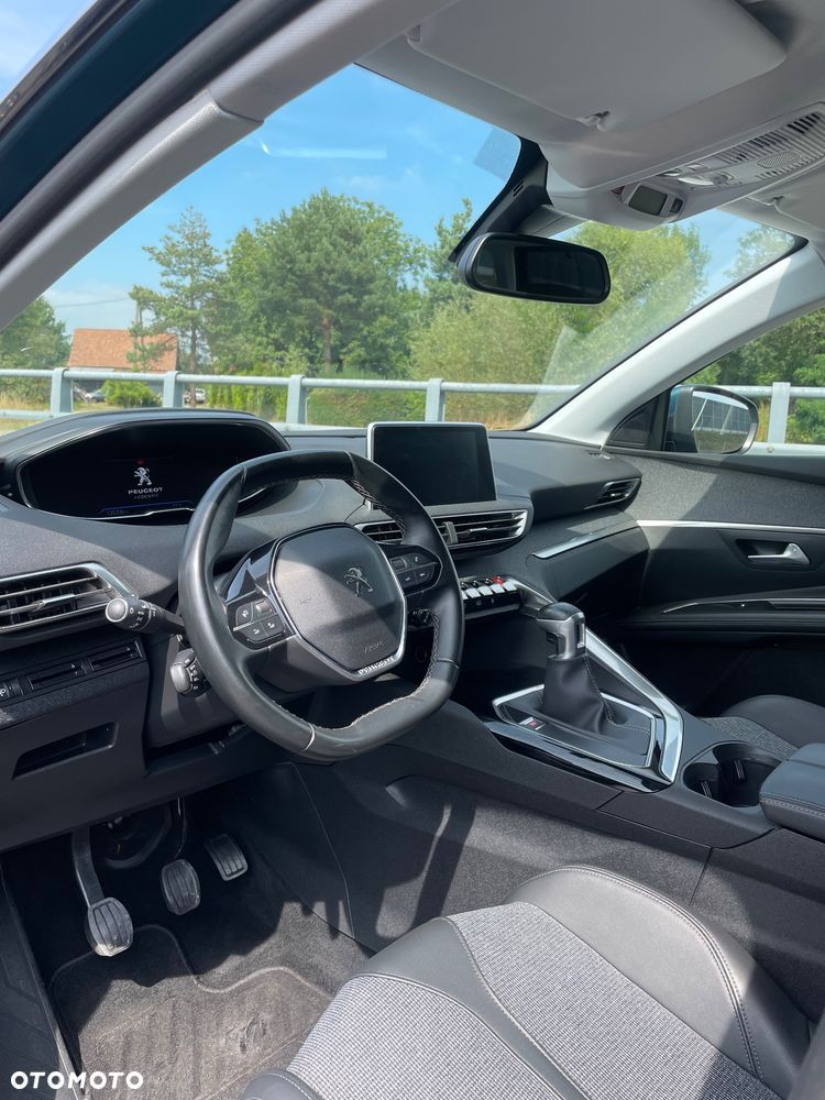 Peugeot 5008 - 16
