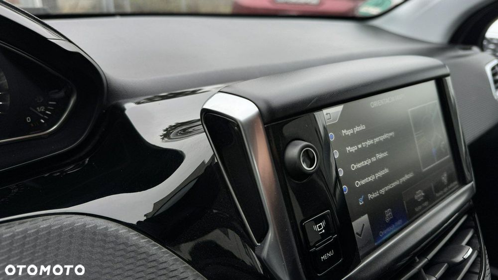 Peugeot 2008 - 24