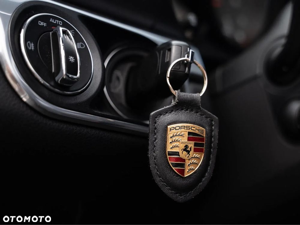 Porsche 718 Boxster GPF Style Edition PDK - 12