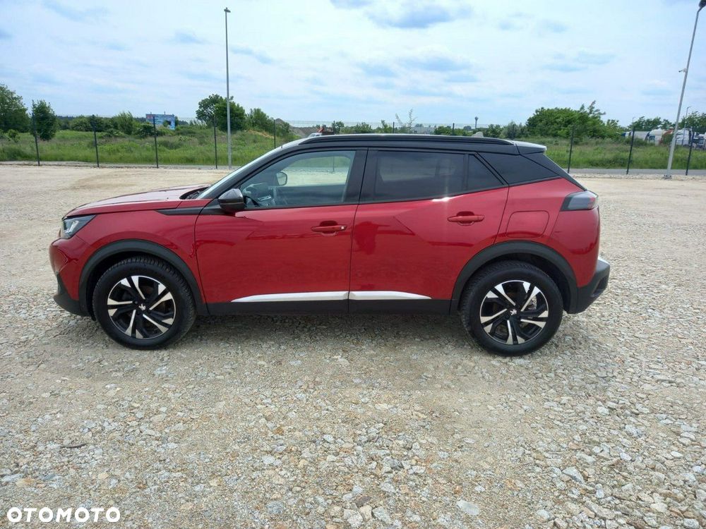 Peugeot 2008 - 8