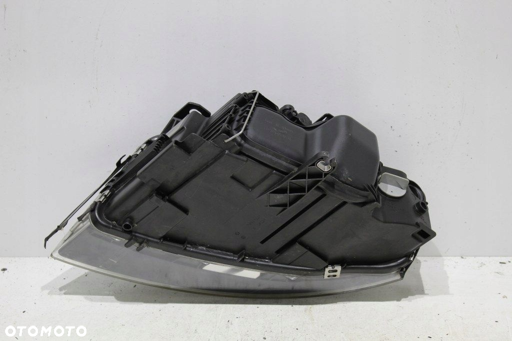 Audi A4 B6 8H0 Cabrio Lampa Przód Przednia Prawa Igła Europa - 2