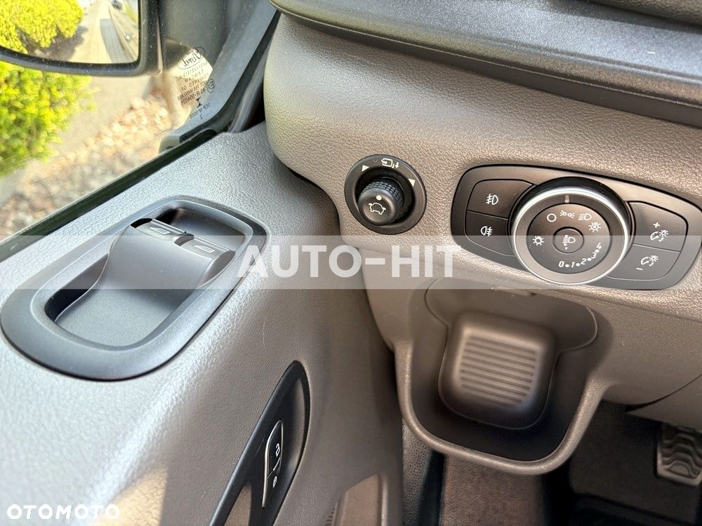 Ford Transit - 27