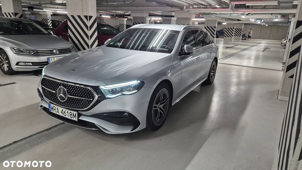 Mercedes-Benz Klasa E 200 mHEV 4-Matic AMG 9G-Tronic - 2