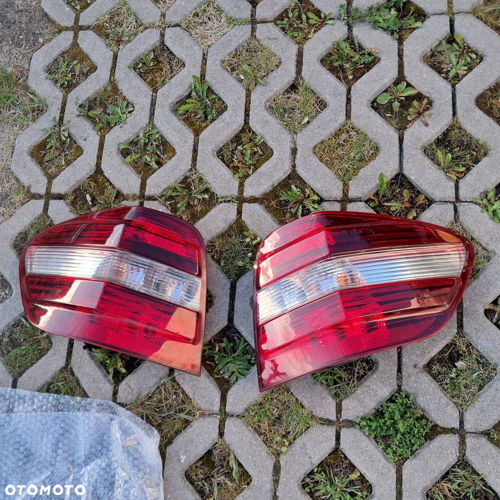 Lampy tył lewa prawa Mercedes ML w164 a164 tylna - 2