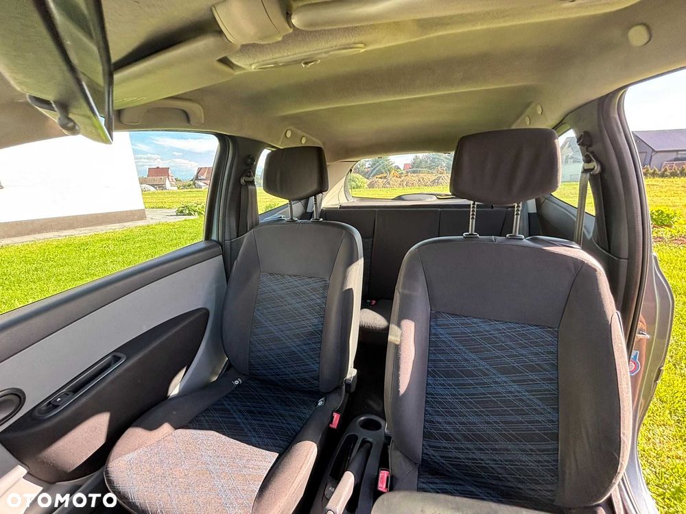 Renault Clio - 6