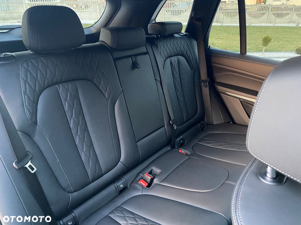 BMW X5 xDrive40d - 22