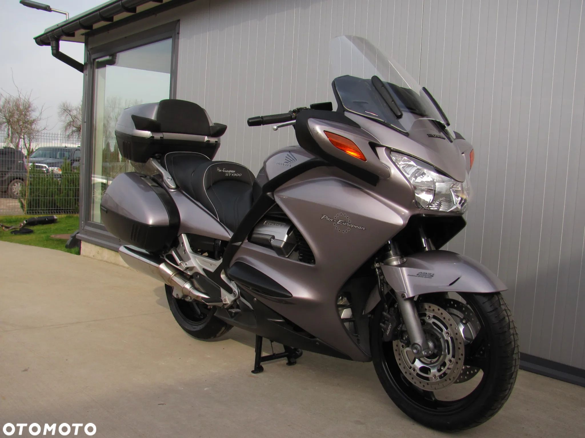 Honda ST - 1