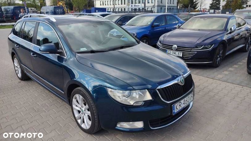 Skoda Superb 2.0 TDI 4x4 Elegance DSG - 2