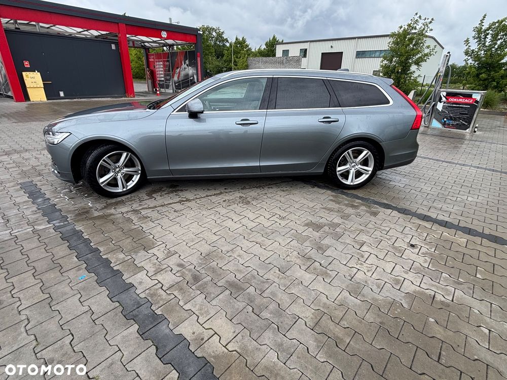 Volvo V90 D5 AWD Momentum - 5