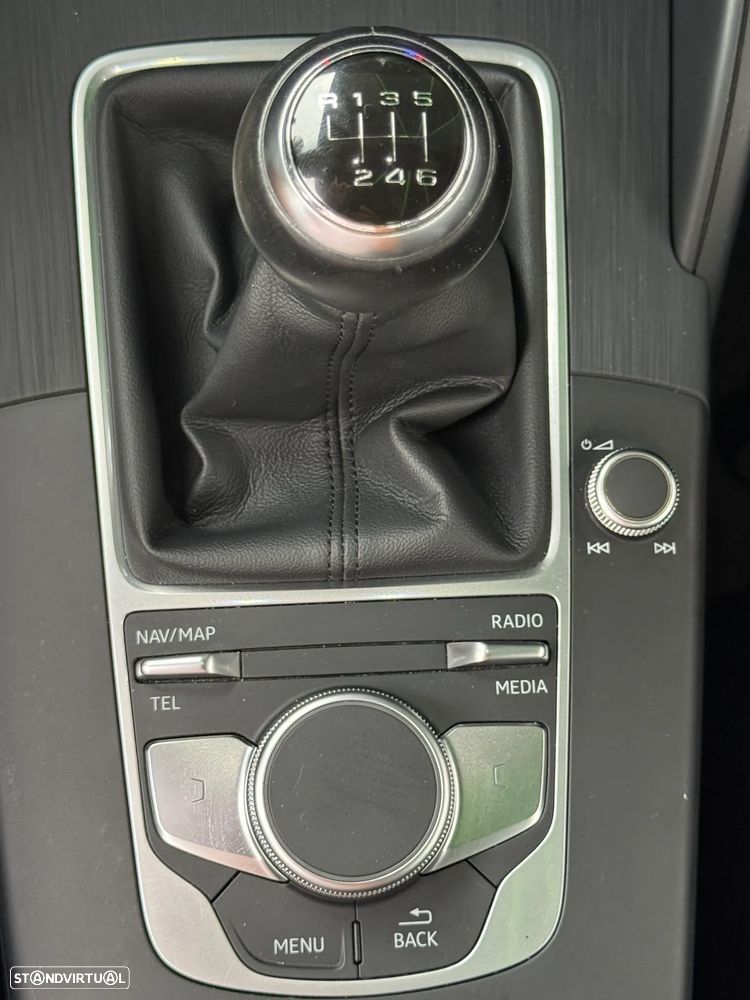 Audi A3 Cabrio 1.6 TDi S-line - 53