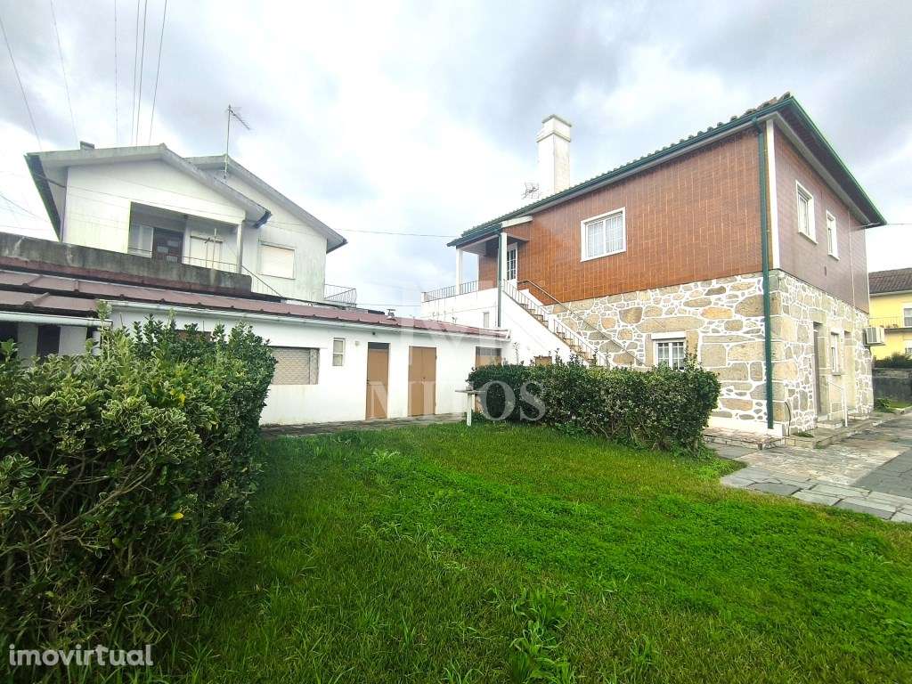 Moradia situada em Vila de Punhe - Grande imagem: 4/45