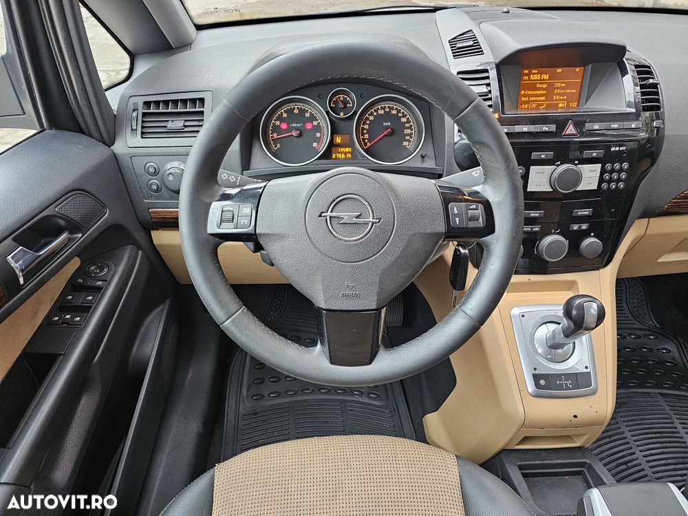 Opel Zafira 1.8 Easytronic Cosmo - 9