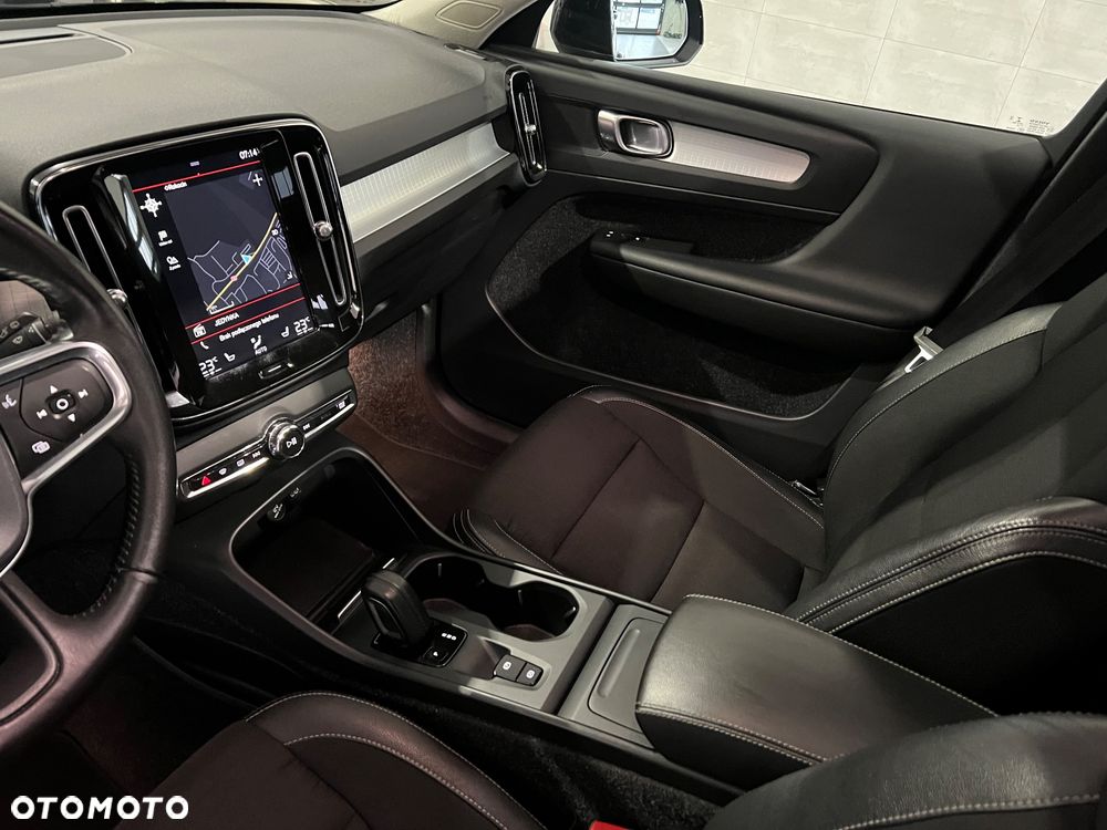 Volvo XC 40 D3 R-Design - 14